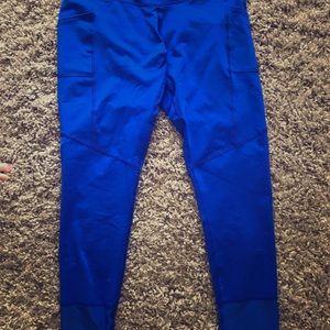Champion ankle length leggings